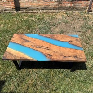 Klub sto - orah / epoxy smola
